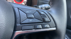 Nissan Juke 1.0 DiG-T N-Connecta 5dr DCT Petrol Hatchback